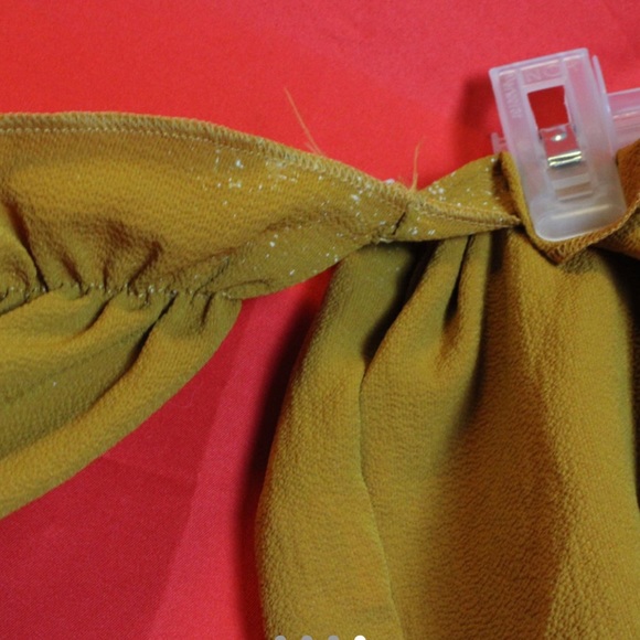 Pretty Little Thing Ruffled Set - Picture 4 of 4